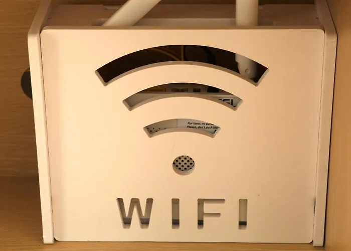 Hola Charming & Old Town *