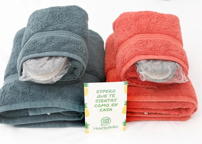 Hola Charming & Old Town