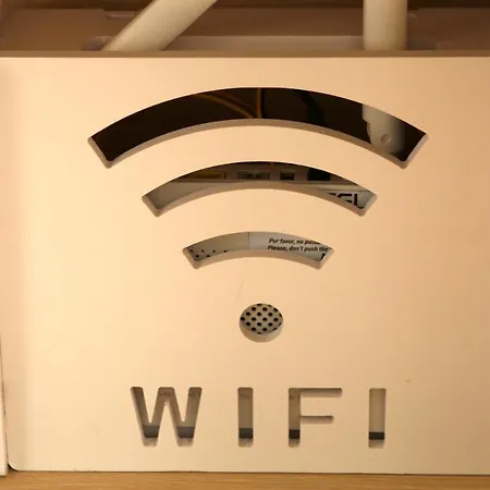 Hola Charming & Old Town *