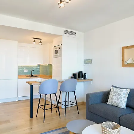 Hola Charming & Old Town Apartment *